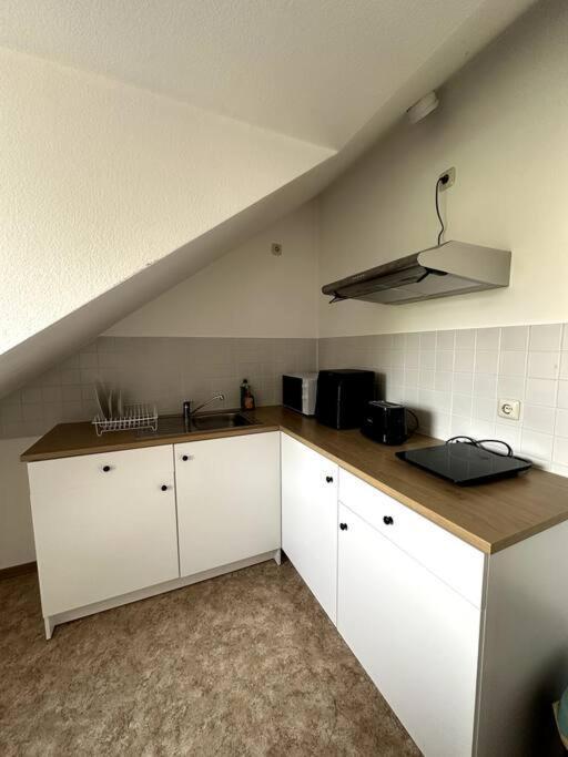 2-Zimmer-Wohnung Mit Balkon & Guter Anbindung In Aschaffenburg Bagian luar foto